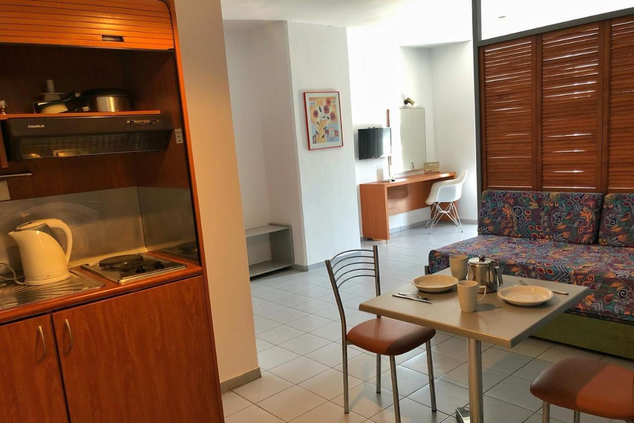 Caravel Hotel Apartments Ixia  Extérieur photo